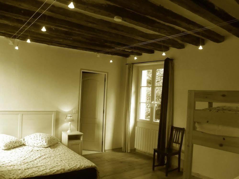 Domaine Du Moulin De Champie - Versailles - Gites & Suites Feucherolles Exterior photo